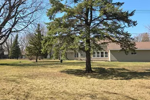 535 W 1st St, Cottonwood, MN 56229 - Photo 35