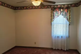 535 W 1st St, Cottonwood, MN 56229 - Photo 15