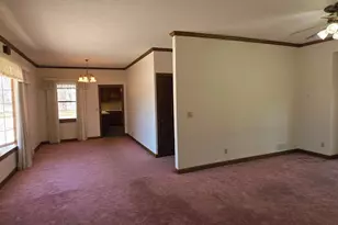 535 W 1st St, Cottonwood, MN 56229 - Photo 9