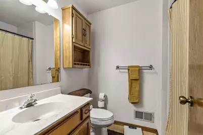 971 Heritage Court E #204, Vadnais Heights, MN 55127 - Photo 11