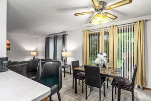 971 Heritage Ct E, Vadnais Heights, MN 55127 - Photo 5