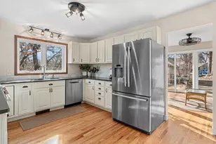 17180 Jordan Ct, Lakeville, MN 55044 - Photo 11