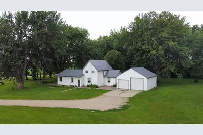 25782 180th Street, Reading, MN 56165 - Photo 1