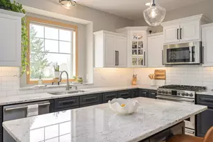 11254 Dogwood Rd, Woodbury, MN 55129 - Photo 17