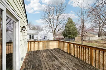 5848 Pennsylvania Avenue N, Crystal, MN 55428 - Photo 17