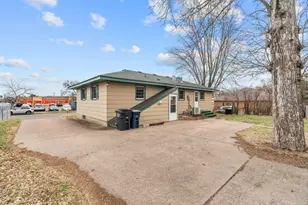38804 8th Ave, North Branch, MN 55056 - Photo 3