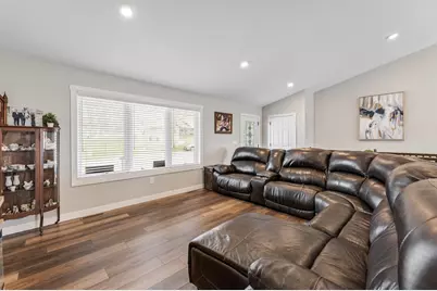 1363 Summit Drive, Winona, MN 55987 - Photo 5