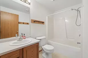 409 Dakota Ct N, Woodville, WI 54028 - Photo 19