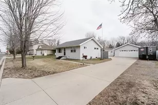 110 3rd Ave N, Waite Park, MN 56387 - Photo 31