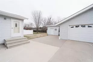 110 3rd Ave N, Waite Park, MN 56387 - Photo 3