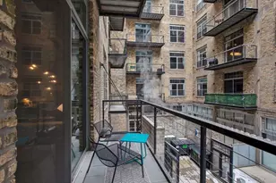 521 S 7th St, Minneapolis, MN 55415 - Photo 9