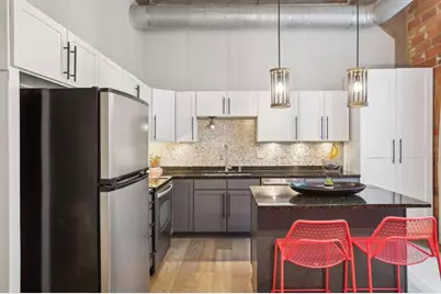 521 S 7th St #203, Minneapolis, MN 55415 - Photo 17