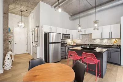 521 S 7th St #203, Minneapolis, MN 55415 - Photo 15