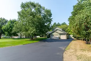 13895 Knollwood Dr, Baxter, MN 56425 - Photo 15