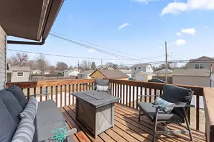 3930 Vera Cruz Ave N, Robbinsdale, MN 55422 - Photo 15