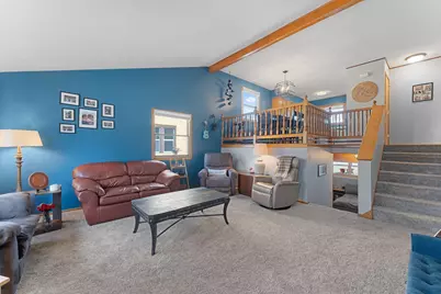 3930 Vera Cruz Avenue N, Robbinsdale, MN 55422 - Photo 3