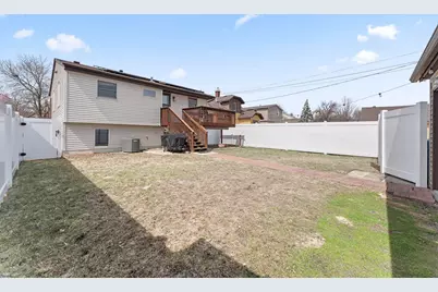 3930 Vera Cruz Avenue N, Robbinsdale, MN 55422 - Photo 37