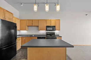 2650 University Ave W, Saint Paul, MN 55114 - Photo 7