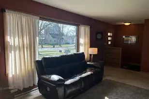 306 E 2nd St, Minneota, MN 56264 - Photo 9