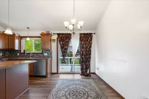 526 Hackney Ave, Shakopee, MN 55379 - Photo 31