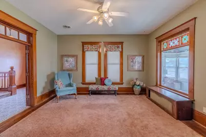 125 E 2nd Street, Blue Earth, MN 56013 - Photo 9