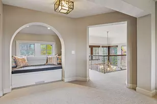 425 Carpenters Pt, Wayzata, MN 55391 - Photo 59