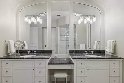 425 Carpenters Point, Wayzata, MN 55391 - Photo 51