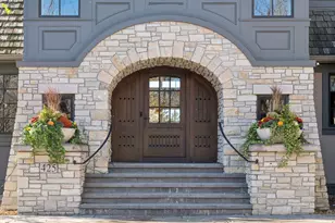 425 Carpenters Pt, Wayzata, MN 55391 - Photo 97