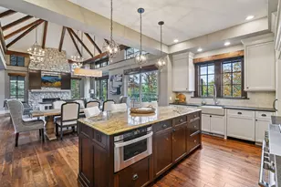 425 Carpenters Pt, Wayzata, MN 55391 - Photo 17