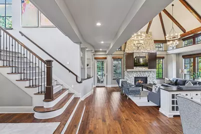 425 Carpenters Point, Wayzata, MN 55391 - Photo 13