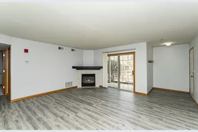 1872 Deerhaven Lane NE #8, Rochester, MN 55906 - Photo 3