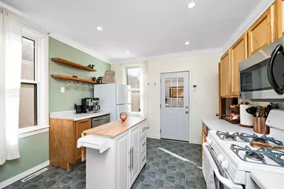 970 Geranium Avenue E, Saint Paul, MN 55106 - Photo 9