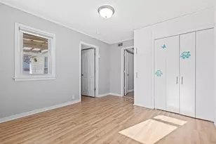 8155 Wentworth Ave S, Bloomington, MN 55420 - Photo 9