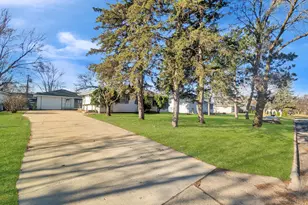 2940 115th Ave NW, Coon Rapids, MN 55433 - Photo 33