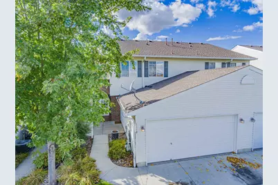 1118 Larkspur Lane, Waconia, MN 55387 - Photo 3