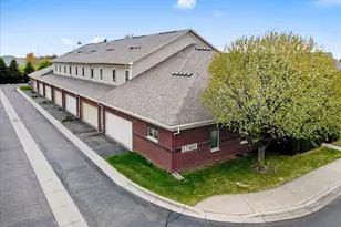 12401 Flanders Ct NE, Blaine, MN 55449 - Photo 27