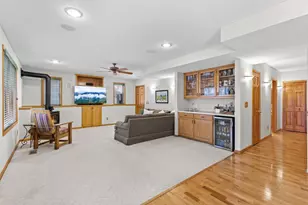 2140 Stone Creek Dr, Chanhassen, MN 55317 - Photo 31