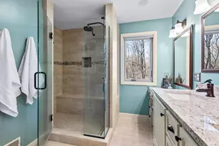 2140 Stone Creek Dr, Chanhassen, MN 55317 - Photo 25