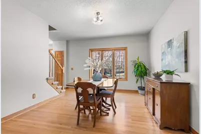 2140 Stone Creek Drive, Chanhassen, MN 55317 - Photo 15