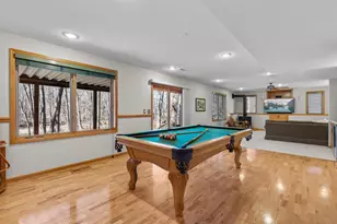 2140 Stone Creek Dr, Chanhassen, MN 55317 - Photo 35