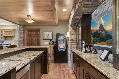 1750 Lucy Ridge Court, Chanhassen, MN 55317 - Photo 47