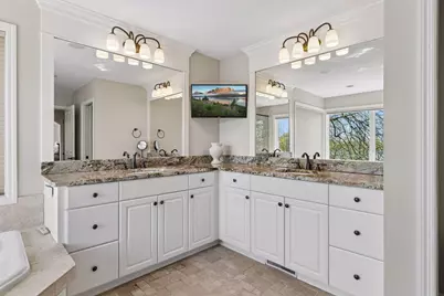 1750 Lucy Ridge Court, Chanhassen, MN 55317 - Photo 33
