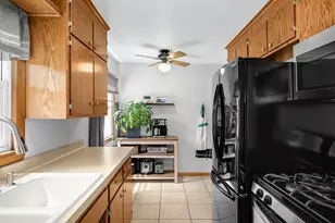 7025 47th Ave N, Crystal, MN 55428 - Photo 11