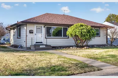 1592 Hoyt Avenue E, Saint Paul, MN 55106 - Photo 1