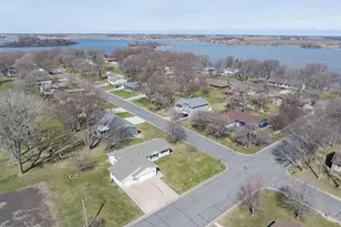 1025 Park Dr, Gaylord, MN 55334 - Photo 69