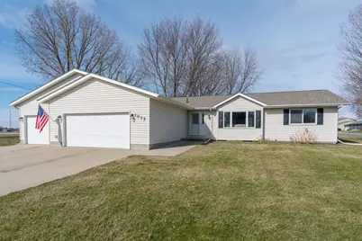 1025 Park Drive, Gaylord, MN 55334 - Photo 1