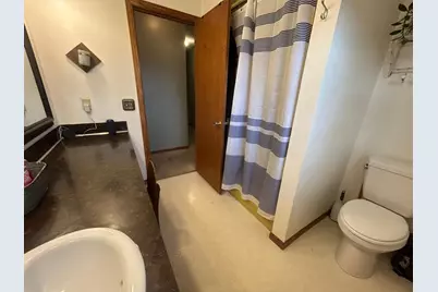 303 N Clark Street, Ceylon, MN 56121 - Photo 17
