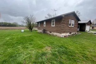 303 N Clark St, Ceylon, MN 56121 - Photo 29