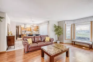 4120 Minnesota Ln N, Plymouth, MN 55446 - Photo 9