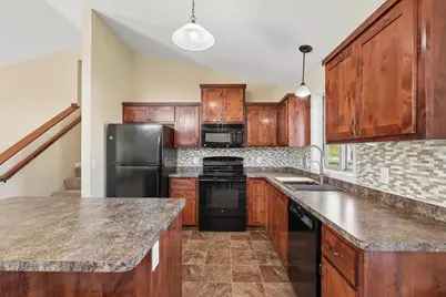 37915 Gerald Avenue, North Branch, MN 55056 - Photo 9